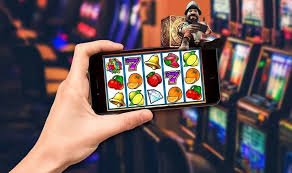 Evolution Gaming multi-camera studio setup showing live dealer and blackjack table on cantikqq